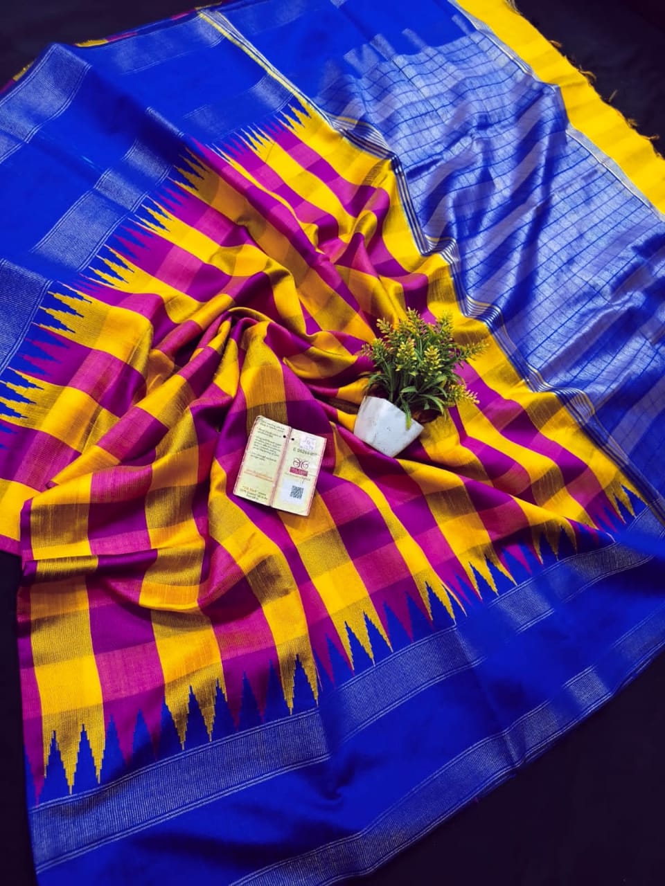 Chhattisgarh raw silk temple border design sarees with contrast pallu blouse